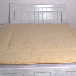 棉花被;婴童床品套件;化纤床垫