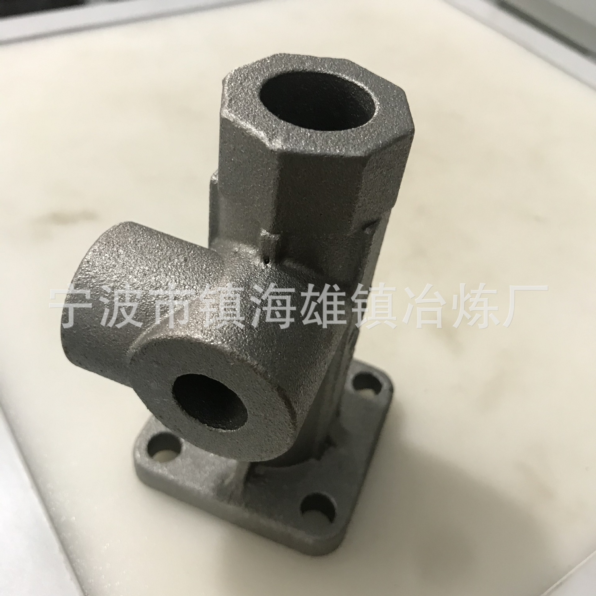 不锈钢铸造 精密铸钢件浇铸件三通 铸钢厂家供应水玻璃覆膜砂工艺