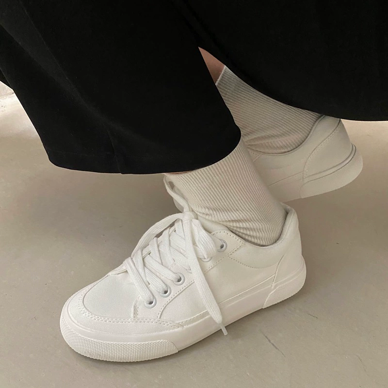 2022 новые парусиновые туфли, женские весенние универсальные белые туфли, студенческие туфли на шнуровке в Корейском стиле, плоская уличная съемка, повседневная женская обувь