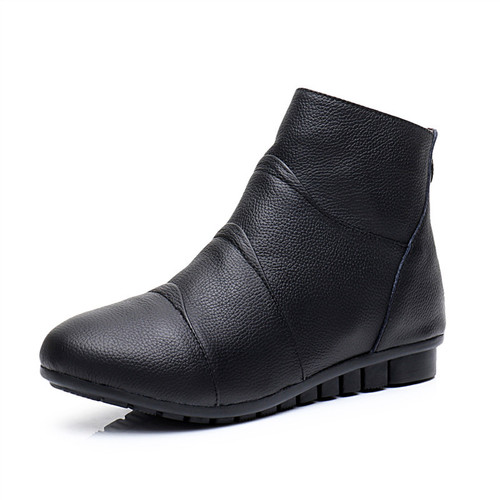 Autumn and winter flat heel cowhide short boots women's boots casual large size single boots mom cotton shoes cowhide short boots 7801