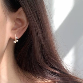 耳钉;耳环;戒指