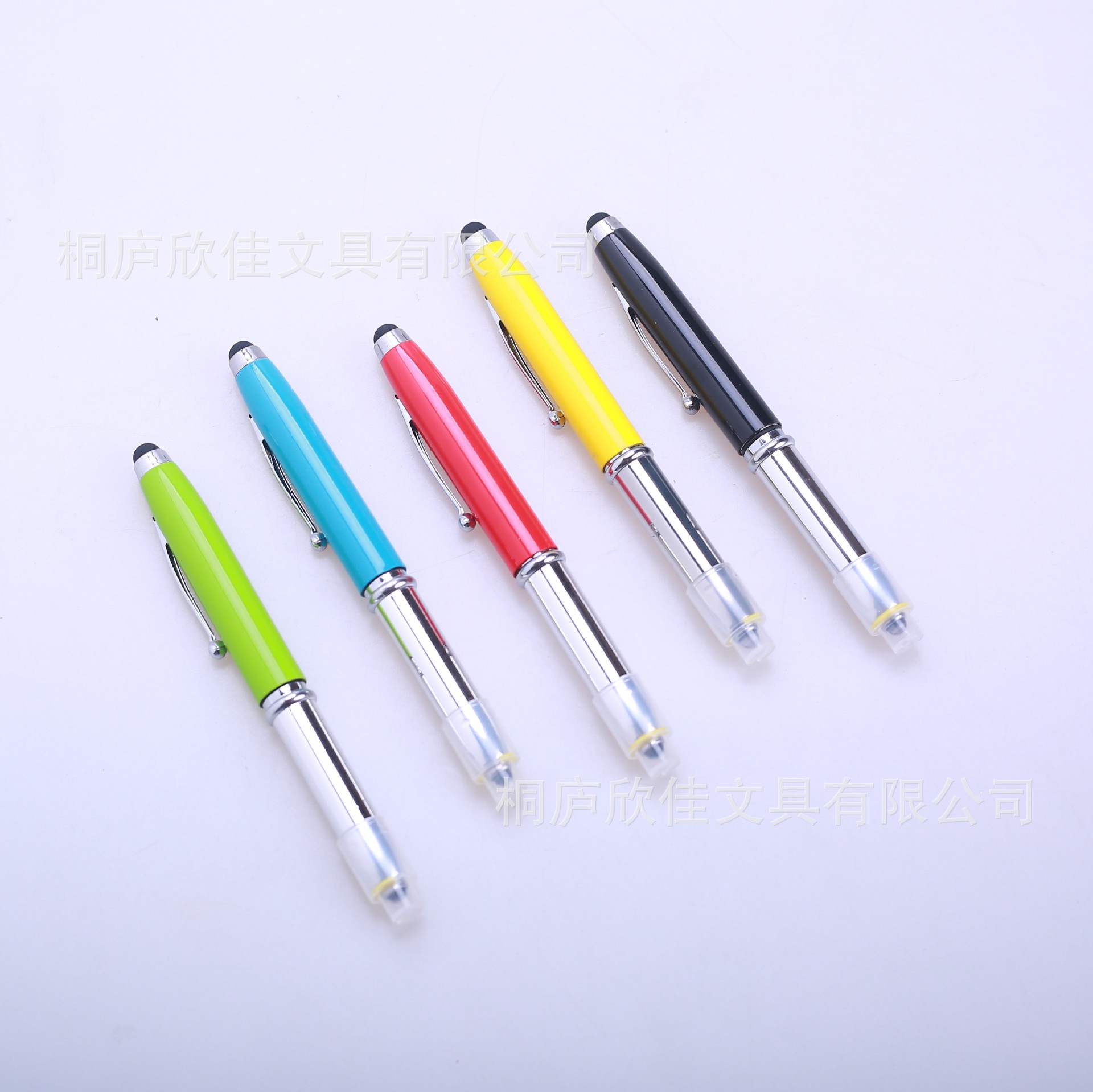 Pluma multifuncional capacitiva oleosa bolígrafo pantalla táctil + LED + escritura tres en uno pantalla táctil pluma ligera