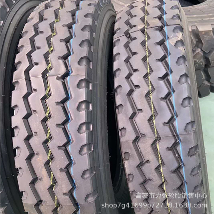 825r20钢丝胎汽车轮胎货车卡车轮胎顺花纹加深抗扎重载轮胎825r20