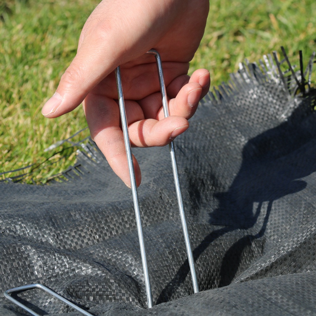 In-Stock Lawn Staples U-Shaped Garden Ground Staples Metal Ground Cloth Staples Greenhouse Fixing Staples Anti-Grass Cloth Staples Garden Essentials