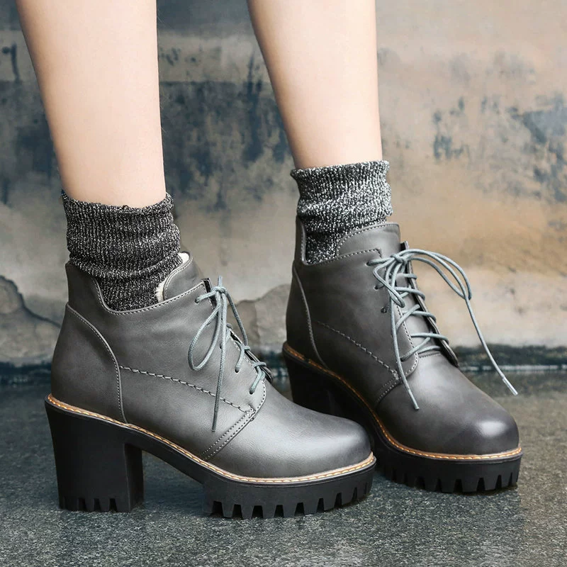 Новые осенне-зимние Ботинки Martin в Корейском стиле на шнуровке, водонепроницаемые короткие сапоги на толстой подошве в стиле ретро, женская обувь на высоком каблуке, женские ботинки больших размеров