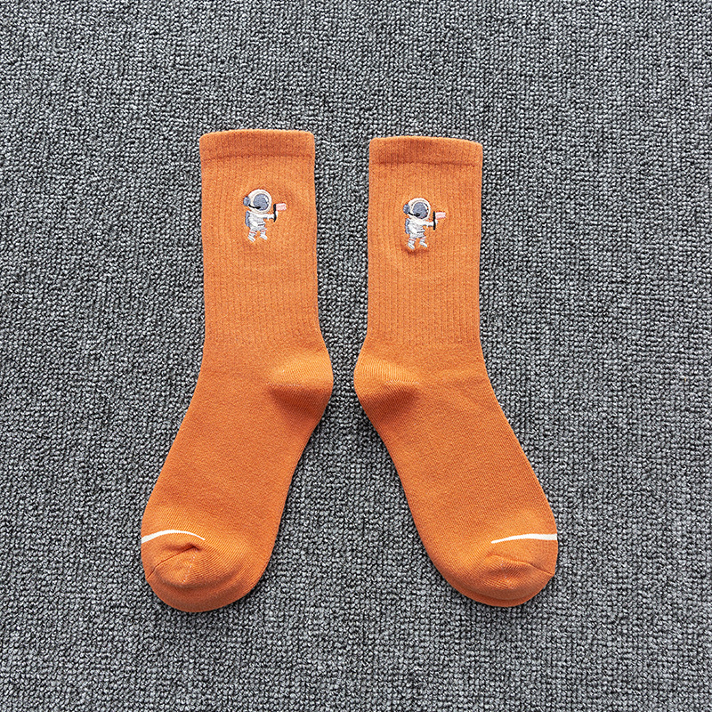 Trendy Unisex Astronaut Embroidered Cotton Crew Socks Winter_voghion.com