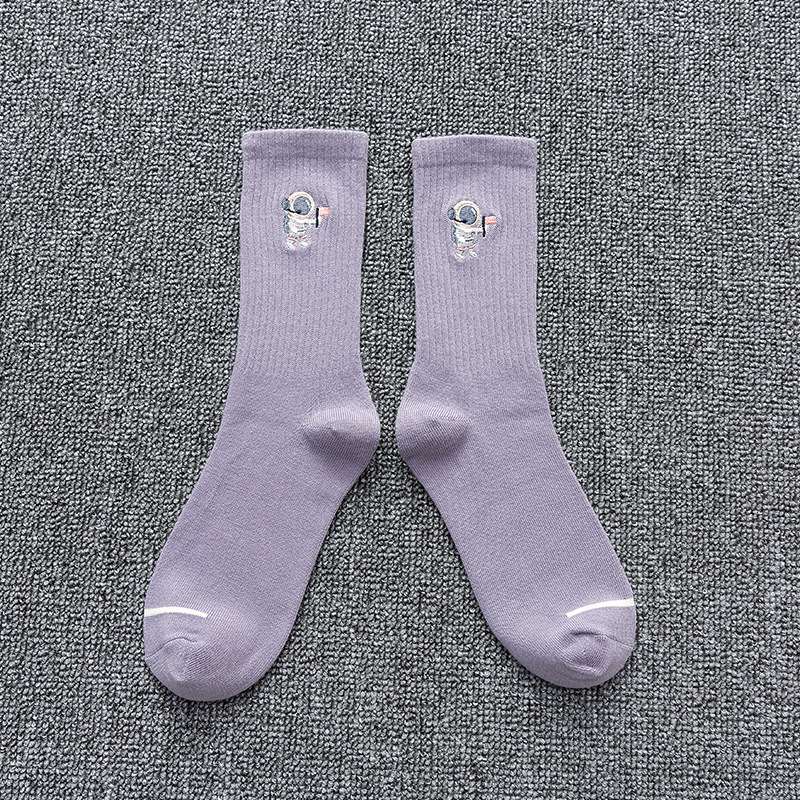 Trendy Unisex Astronaut Embroidered Cotton Crew Socks Winter_voghion.com