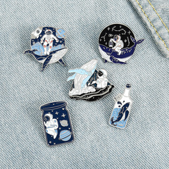 Foreign trade hot-selling cartoon brooch, personalized, exquisite, cool cover, whale astronaut series, drifting bottle shape brooch badge
