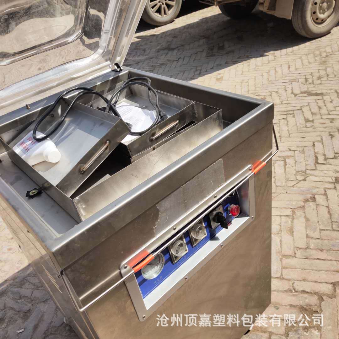 连体瓶灌装机  排瓶灌装机  灌装机 连体瓶封口机 封口机 灌装封