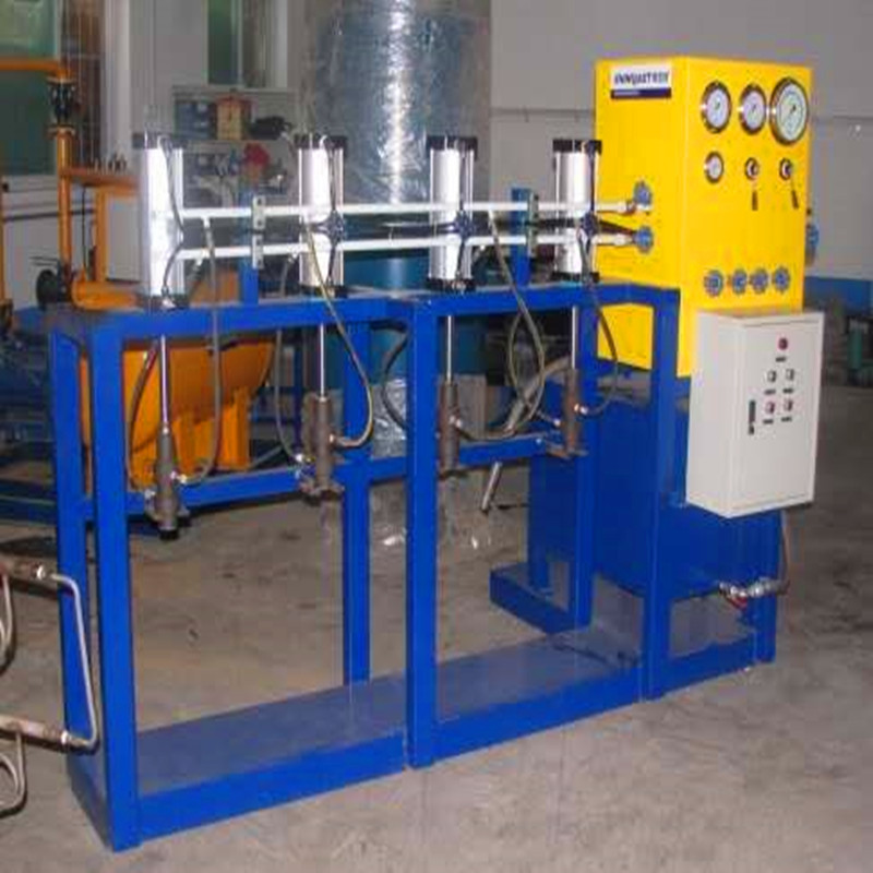 液化石油气钢瓶检测线用多工位水压试验机    液化钢瓶检测设备