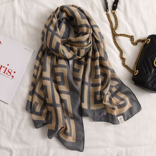 Back-shaped geometric new cotton and linen feel scarf for women winter Korean version versatile warm gauze scarf dual-purpose shawl beach towel