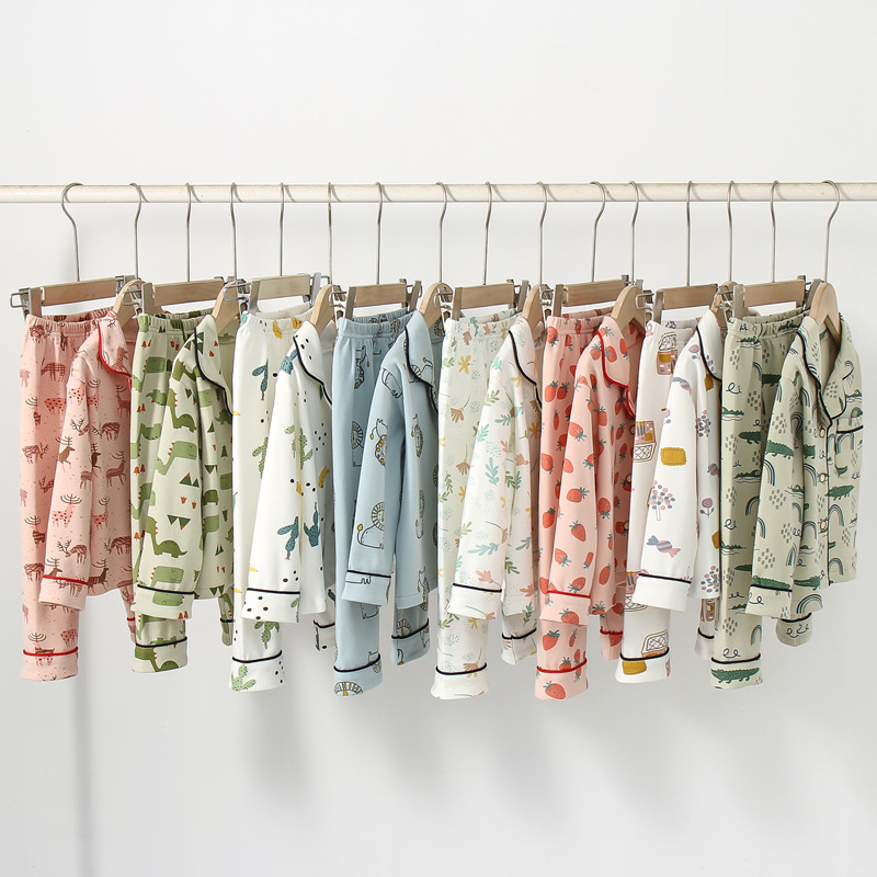 어린이 신장 면 긴 소매 잠옷 세트 소년과 소녀 옷깃 가정 옷 봄과 가을 세트 큰 어린이 만화 속옷