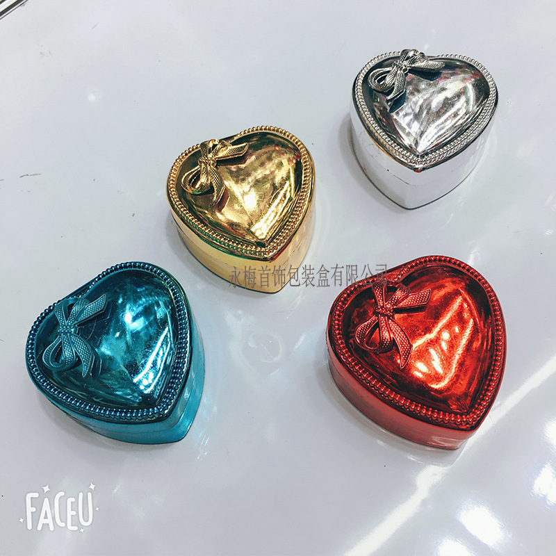 电镀小桃心包装盒首饰戒盒戒指盒耳钉盒红色戒指包装盒心形戒指盒
