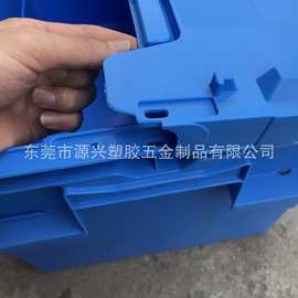 批发可上锁防盗周转箱 塑料带盖物流运输箱 翻转开盖一体式整理箱