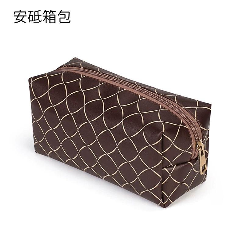 Handheld Cosmetic Bag, Polyurethane Marble Pattern, Compact Clutch Organizer, 19×9×7 cm