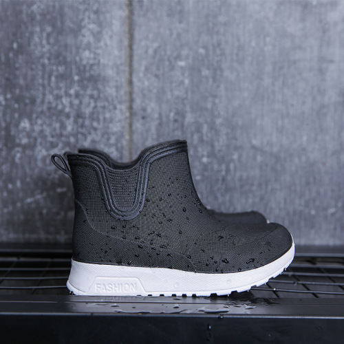 Japanese fashion children's rain boots for men and women, non-slip thick-soled wear-resistant rain boots for rainy days, versatile waterproof rain boots for men