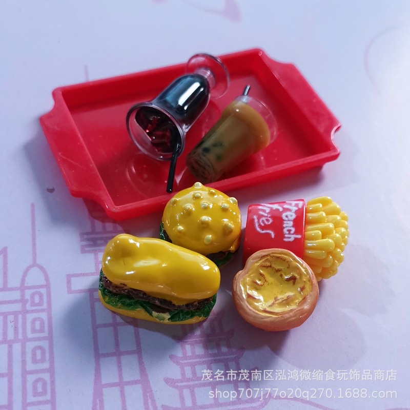 Dollhouse Ragdoll casa accesorios escena modelo miniatura comida y juego resina decoración simulación hamburguesa traje