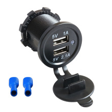汽车摩托车房车载充电器手机充电器双USB改装接口批发12至24V