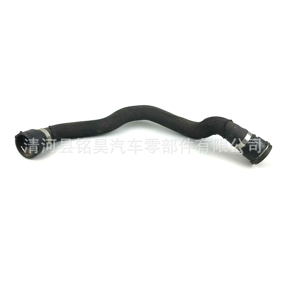 Suministro directo de fábrica 8K0121101 8K0 121 101 Adecuado para Audi Manguera de refrigerante EPDM Radiador de agua