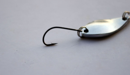 Single hook with hairy horse mouth lure spoon type sequin 2.5/3.5/5g bionic bait artificial bait tied with hairy fish bait