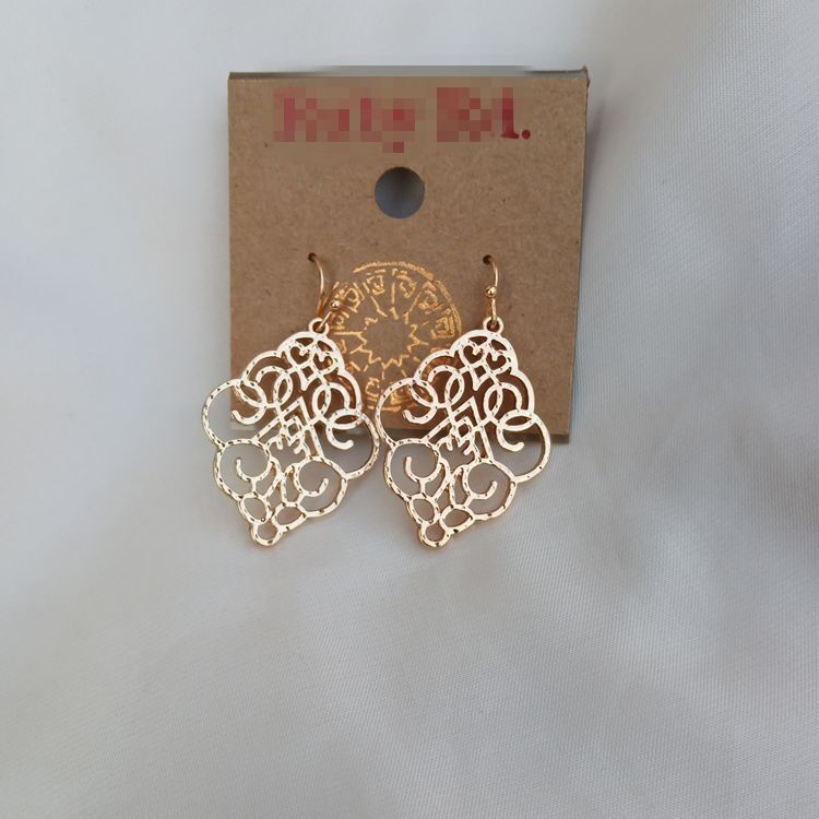 fashionable creative accessory