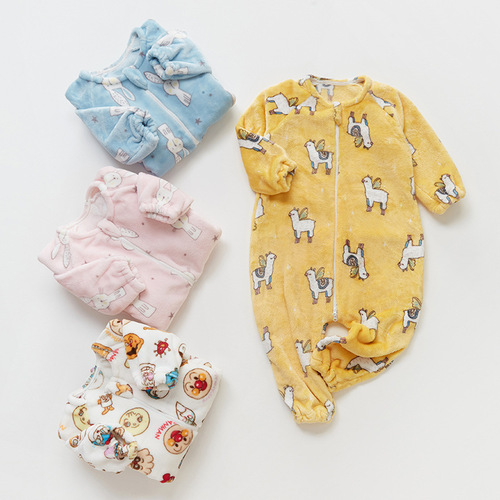 Baby sleeping bag, children's autumn and winter thickened flannel one-piece pajamas, new coral velvet baby split-leg anti-kicking quilt