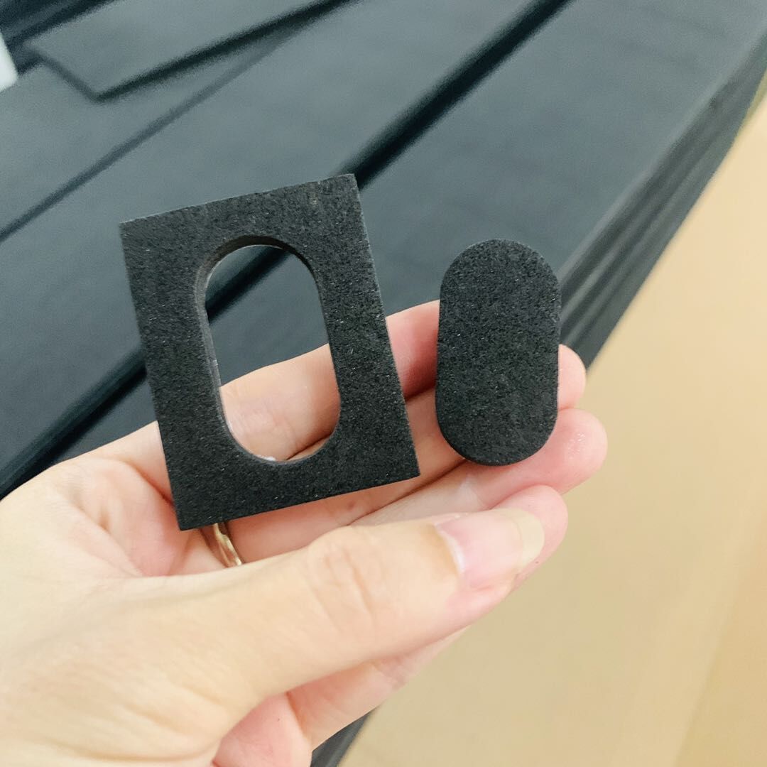 厂家直供2MM厚硅胶脚垫 防撞防滑硅胶垫冲型制品eva海绵条