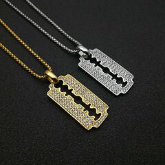 欧米の国境を越えた人気ヒップホップhiphopアクセサリーチタン鋼金メッキに髭剃り刃ペンダントネックレス