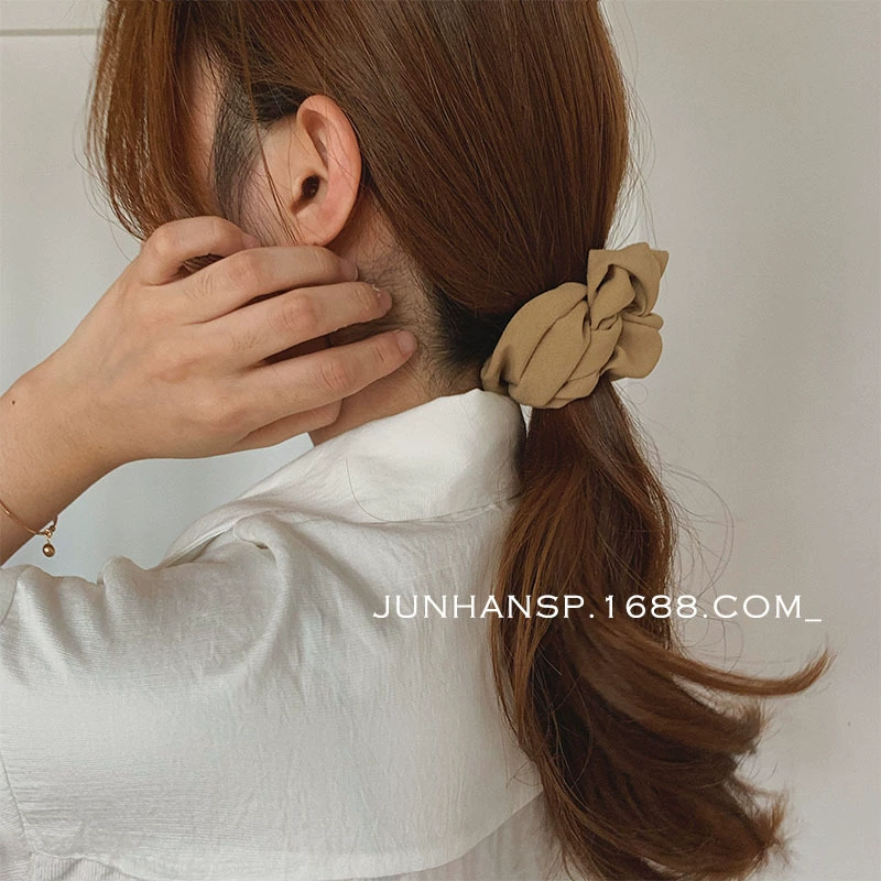 Стричьё для хвоста Hair Scrunchie, палитра молочно-авторская, французский стиль, мягкая резинка 5 см