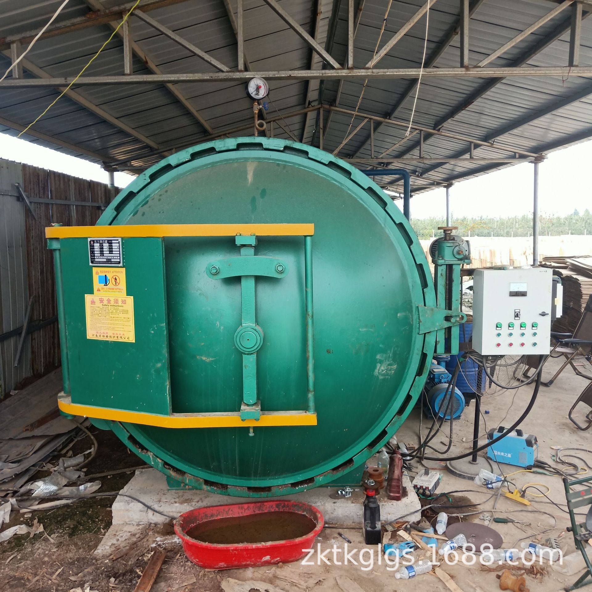 河南太康木材阻燃防腐罐  阻燃皮子处理罐 周口木材防腐设备厂家