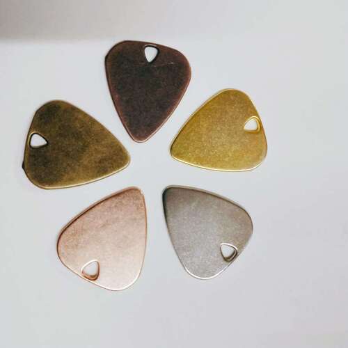 Metal Guitar Picks Electric Guitar Bass Picks Electric Guitar Shrapnel Necklace Picks Instruments