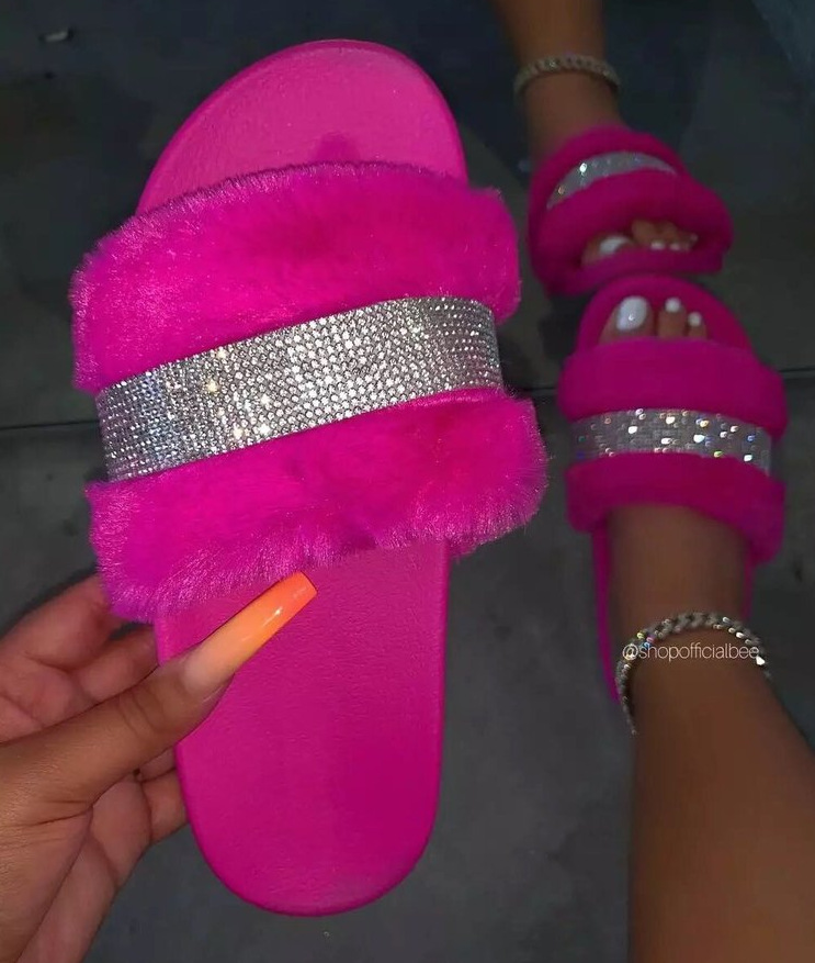 2021 nuevos zapatos de mujer de comercio exterior zapatos de mujer transfronterizos sandalias de plataforma de diamantes de imitación de felpa zapatos de mujer Zapatillas peludos zapatos de mujer