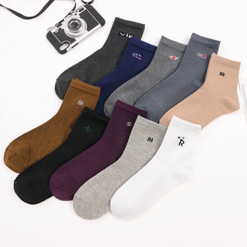 Socks men's business mid-calf socks four-season cotton socks breathable sweat-absorbent simple solid color socks manufacturer wholesale