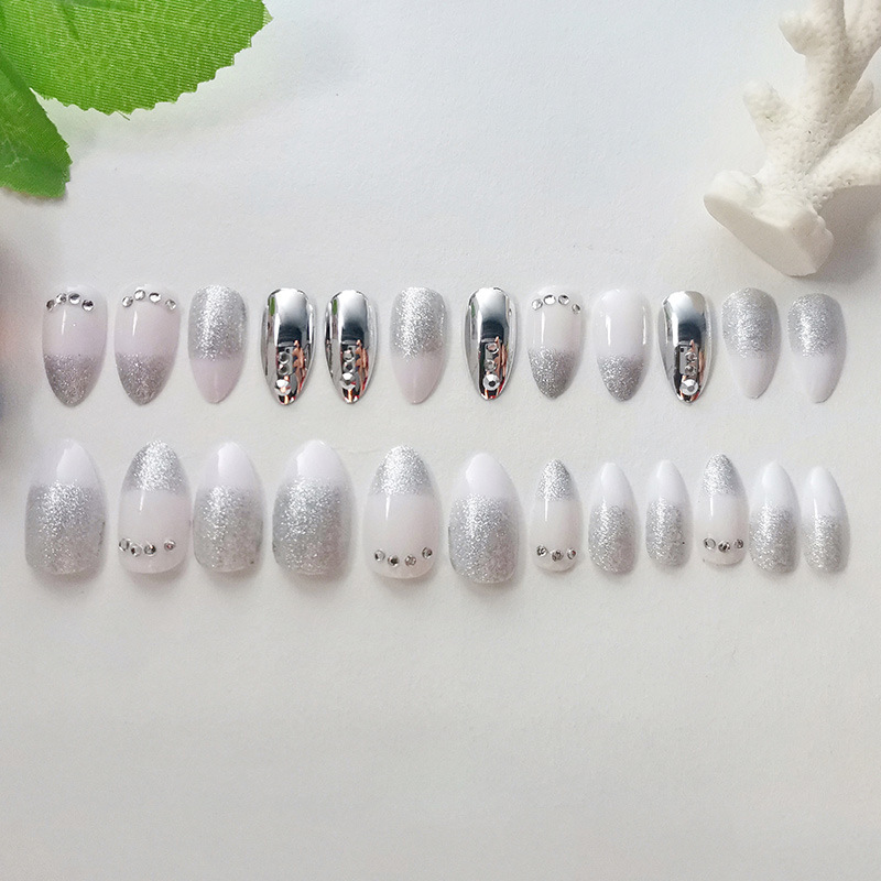 Wear a piece of high-level sense of autumn creative ladies 24 pieces of nail quality workmanship fashion atmosphere fake nails