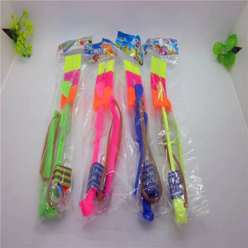 Летающая стрелка Вспышка летающее небо Фея светодиодная оптовая продажа практичные подарки один юань магазин детских светящихся игрушек