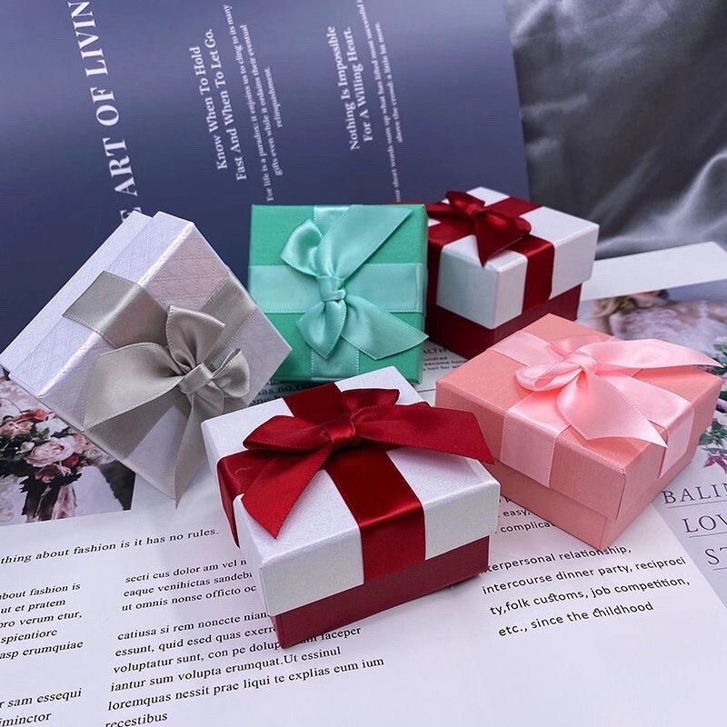 现货批发首饰盒戒指耳钉手镯项链盒 饰品包装盒 蝴蝶结纸盒