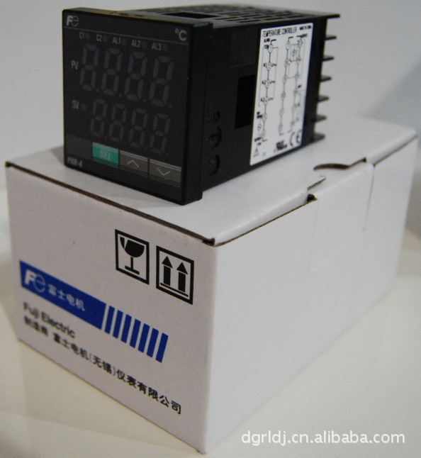 Spot specials Fuji thermostat PXR4TCY1-FVOHO