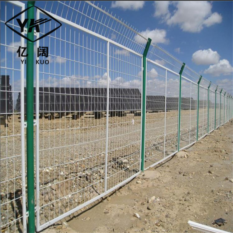 铁路高速公路框架护栏工厂厂区围墙围栏安全防护框架护栏网