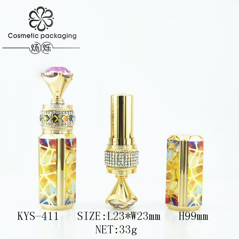 Venta al por mayor de alta gama 3D patrón de estilo nacional diamante incrustado rhinestone pesado lápiz labial tubo bálsamo labial tubo vacío tubo cosmético