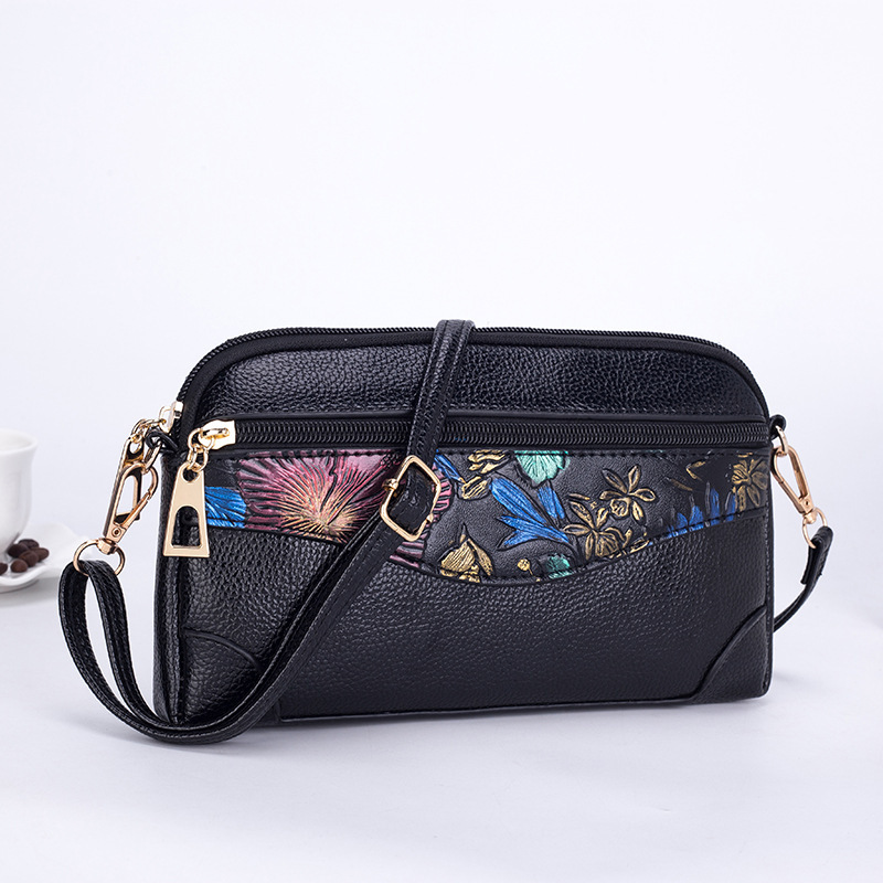 Versatile Women's Shoulder Bag And Crossbody Handbag Elegant_voghion.com