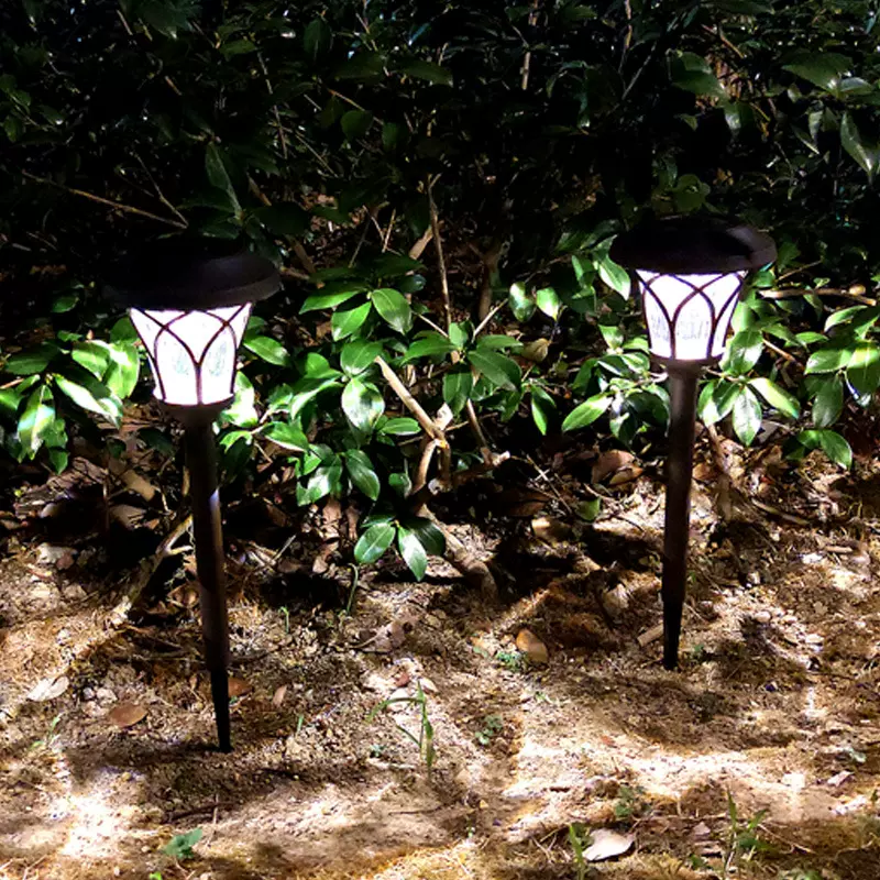 太阳能草坪灯花园庭院灯别墅景观地插灯镂空塑料框架led景观灯