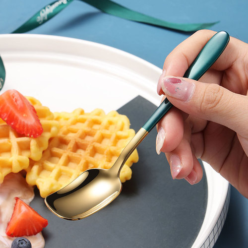 Stainless steel spoon 304 Internet celebrity spoon Korean ice cream spoon children's small spoon golden spray paint dessert ice cream spoon