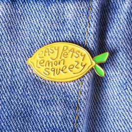 随变 韩版潮流滴油黄柠檬水果可爱卡哇伊胸针 包包衣饰胸针别针