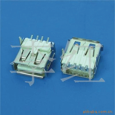 Long-term sales a mother 90 degree straight foot USB straight foot blue green plastic horizontal car charger port mother seat