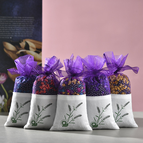 Car Aromatherapy Scent Bag Solid Car Aromatherapy Deodorant Air Freshener Wardrobe Cabinet Drying Charcoal Bag