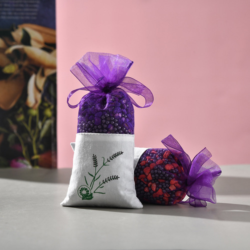 Car Aromatherapy Scent Bag Solid Car Aromatherapy Deodorant Air Freshener Wardrobe Cabinet Drying Charcoal Bag