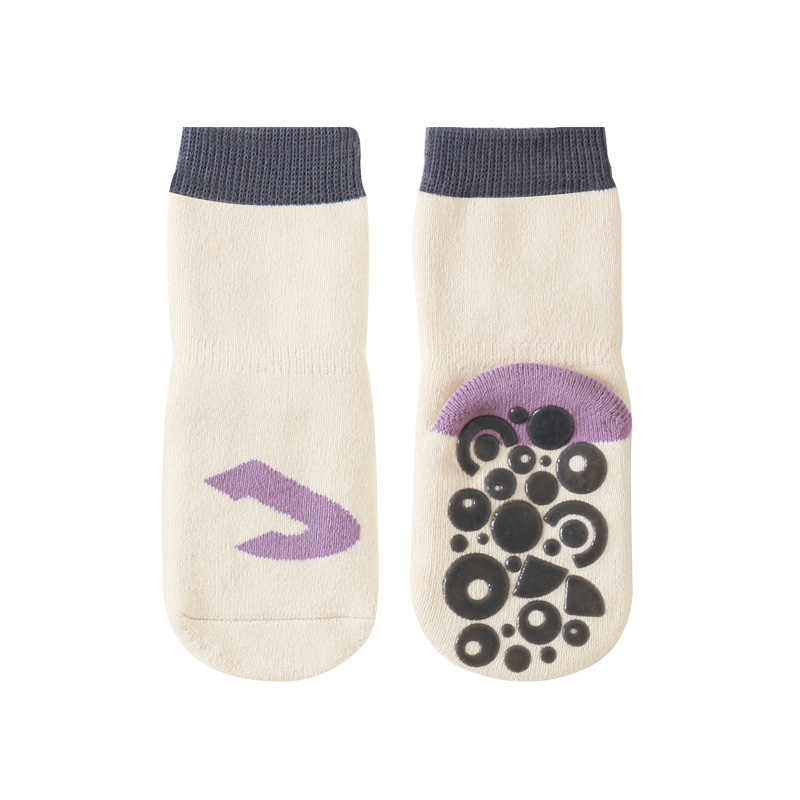 Calcetines para niños de 21 años Otoño e Invierno bebé recién nacido Calcetines antideslizantes para el piso calcetines gruesos forrados de lana
