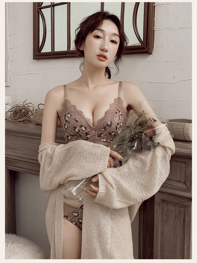 Estampado de leopardo café