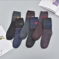滌棉羊毛襪男士加厚保暖中筒襪秋冬季地攤襪子批發廠家直供貨源