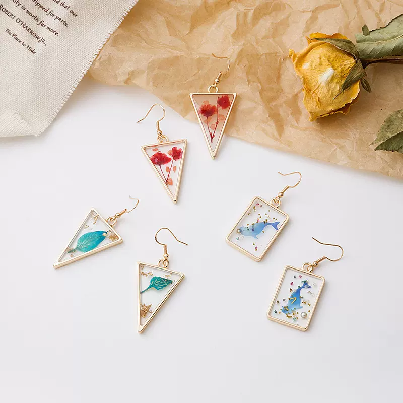 热销S925银针韩版透明滴胶干永生树叶花耳环方形创意几何时尚耳环